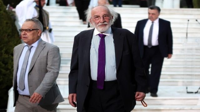Λυκουρέζος: Η Αλίκη Βουγιουκλάκη «έφυγε» στα χέρια της Ζωής Λάσκαρη