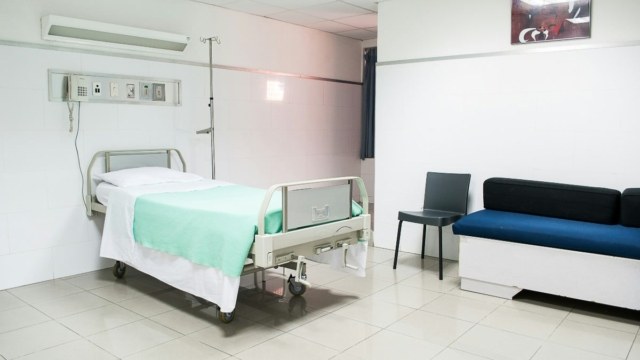 Κρήτη: Εγκεφαλικά νεκρή η 33χρονη τουρίστρια που έπεσε σε χαράδρα στην Πρέβελη – Σε δωρεά οργάνων προχωρά η οικογένειά της