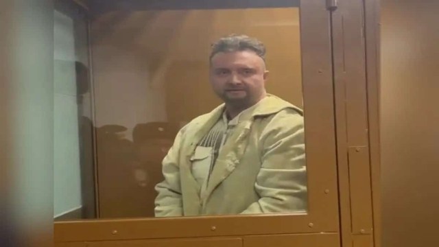 Ρωσία: Νεκρός στο κελί του ο διοργανωτής ταξιδιών για ομοφυλόφιλους – Αυτοκτόνησε, λένε οι Αρχές