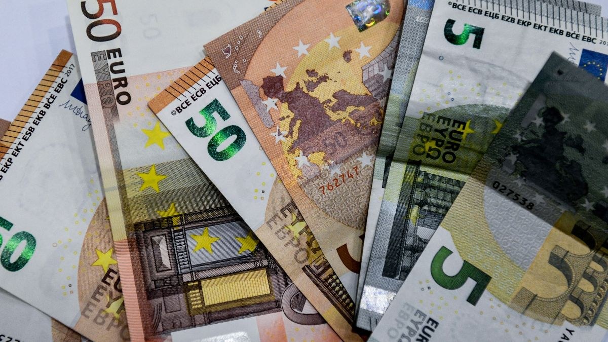 Συντάξεις: Έρχονται πληρωμές μες στην εβδομάδα για 4.1 εκατ. συνταξιούχους – Πότε θα δουν τα χρήματα στους λογαριασμούς τους για τον Φεβρουάριο