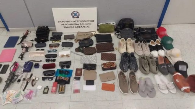 Αεροδρόμιο «Ελευθέριος Βενιζέλος»: Έτσι έκλεβαν οι δύο γυναίκες βαλίτσες από τους ιμάντες αποσκευών