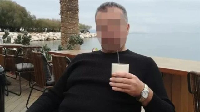 Δεν έχει τέλος η προκλητικότητα του 52χρονου καθηγητή στον Άλιμο: Στη δημοσιότητα μηνύματα με μαθήτριες – «Θέλω extreme πράγματα, εσύ…»
