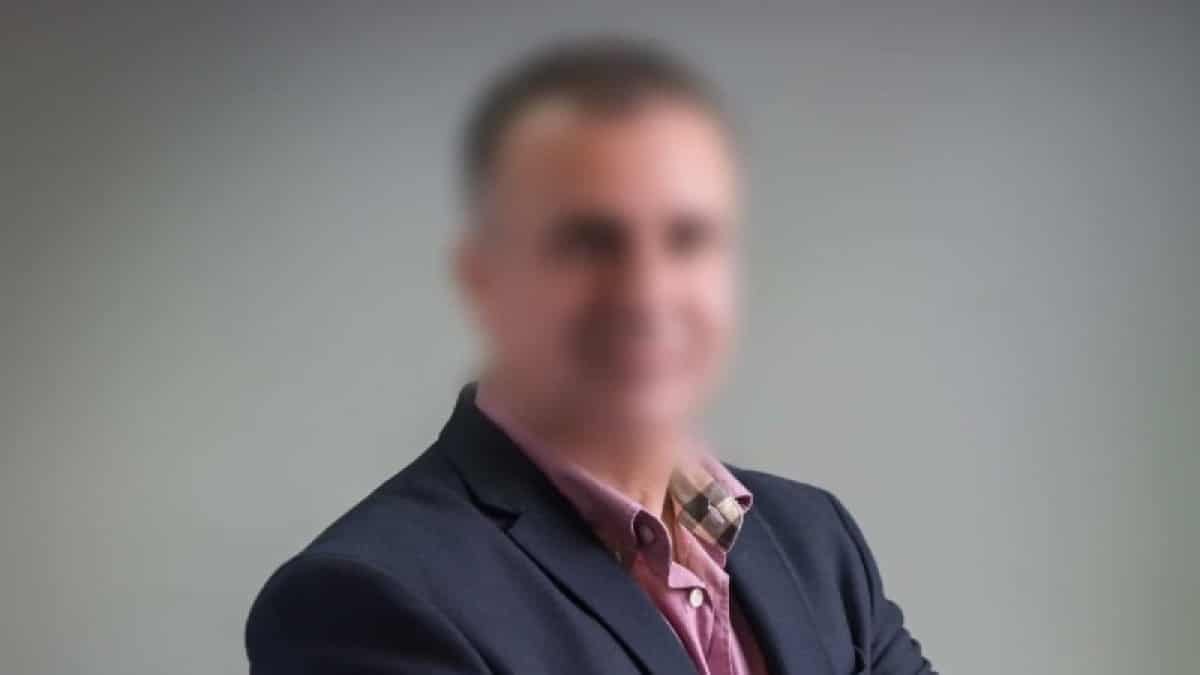 Άλιμος: Συνεχίζονται οι αποκαλύψεις για τον 52χρονο καθηγητή – Έμπαινε στην τάξη και έλεγε «Είμαι ο Θεός»