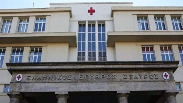 Έπεσε ασανσέρ στον «Ερυθρό Σταυρό» – Τέσσερις τραυματίες