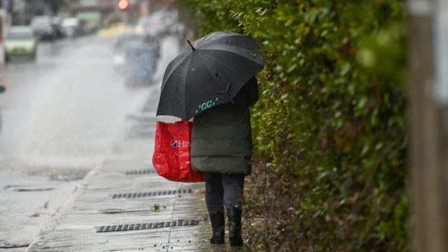 Καιρός σήμερα (21/01): Βροχές και αισθητή πτώση της θερμοκρασίας –  Χριστίνα Σούζη και Γιάννης Καλλιάνος προειδοποιούν!