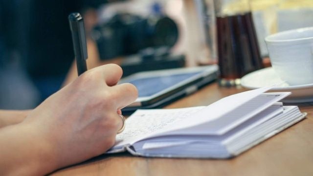 Νέα δεδομένα για τις διαθήκες: «Φρένο» στις ιδιόχειρες – Κληρονομιές εν ζωή και σε συνεννόηση