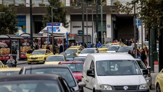 Οδηγοί ξεχάστε όσα ξέρατε: Τα μεγάλα πρόστιμα όσων δεν πλήρωσαν τα τέλη κυκλοφορίας και οι ριζικές αλλαγές στον ΚΟΚ