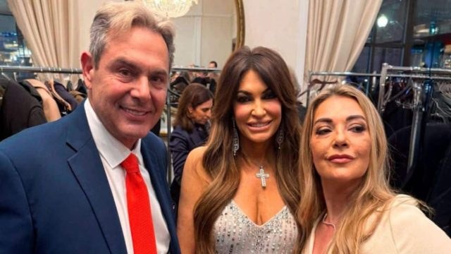 Ανανεωμένος και γοητευτικός: Με νέο look ο Πάνος Καμμένος περιμένει την Κίμπερλ Γκίλφοϊλ στην Ελλάδα!