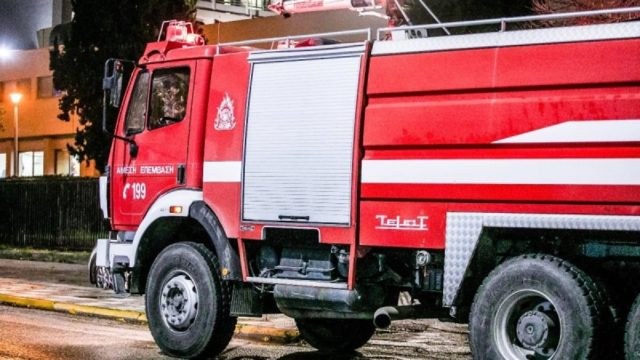 Τραγωδία στην Κόρινθο: Ηλικιωμένος πέθανε έπειτα από φωτιά που ξέσπασε στο σπίτι του