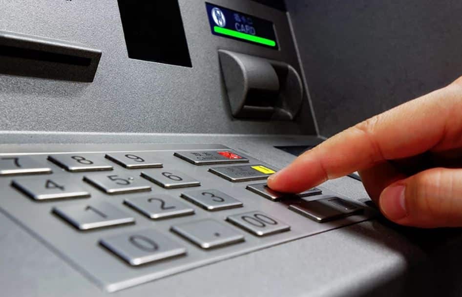 Μισθοί: Έρχονται διπλές αυξήσεις για 700.000 εργαζομένους από τον Απρίλιο του 2027