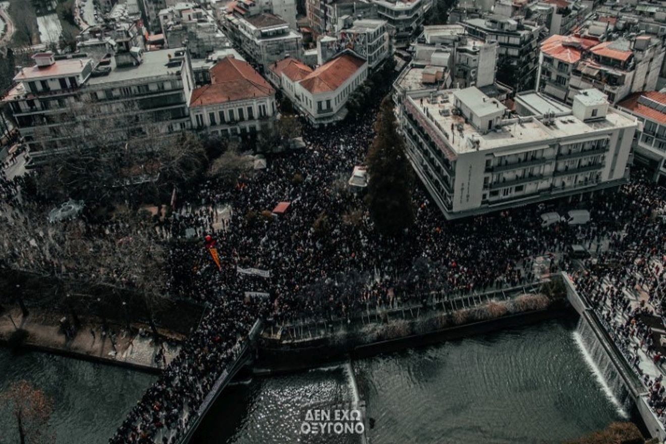 Τέμπη: Έγραψαν ιστορία και τα Τρίκαλα – Η μεγαλύτερη συγκέντρωση που έγινε ποτέ στη πόλη