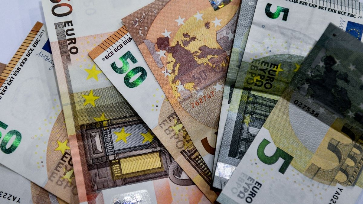 Έρχεται επιτέλους η καταβολή των αναδρομικών για τους συνταξιούχους: Πάνω από 12.000 ευρώ μέχρι το Πάσχα