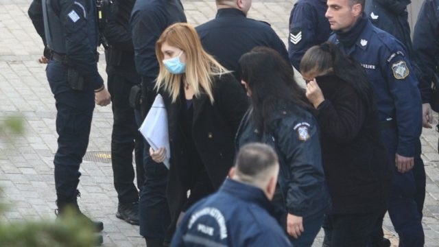 Δίκη Πισπιρίγκου: Αναπαράσταση των τελευταίων στιγμών της Ίριδας με ροζ κούκλα – «Δεν ήρθα εδώ για λύπηση»
