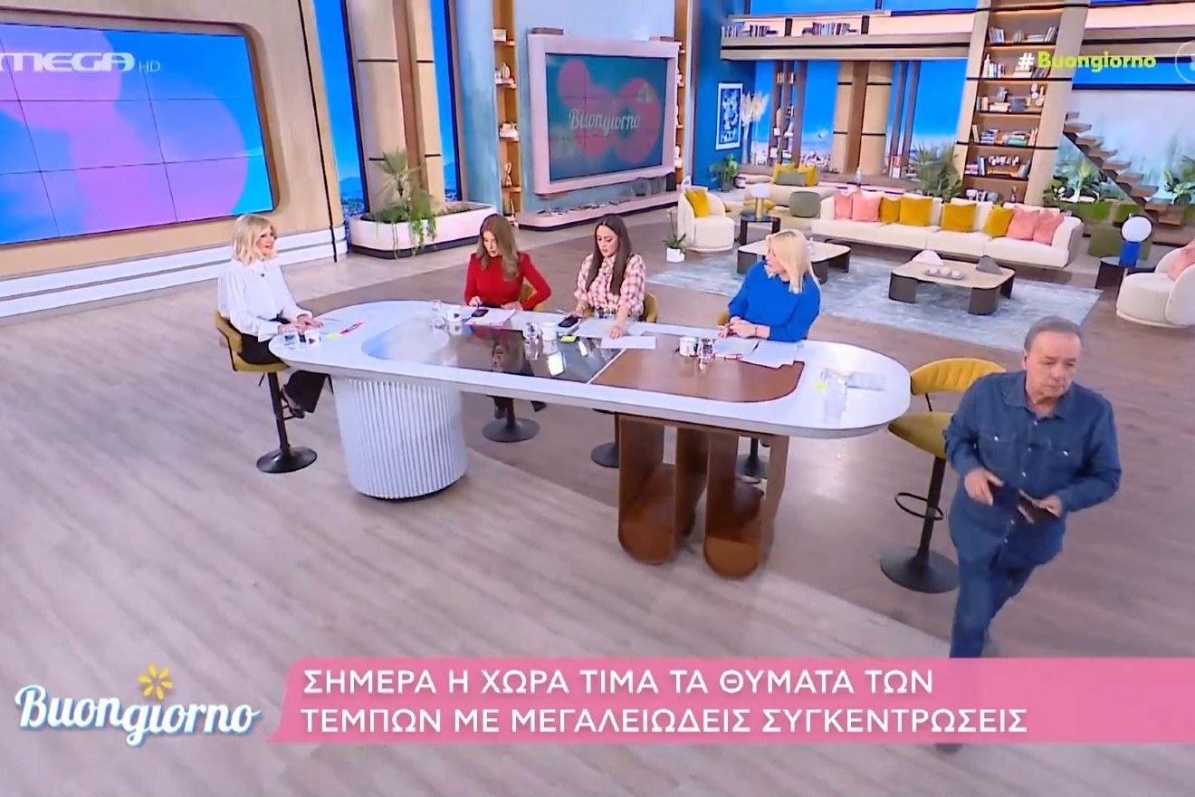 Τρομερός Ανδρέας Μικρούτσικος: Σηκώθηκε κι έφυγε στον αέρα της εκπομπής για να πάει στη διαδήλωση για τα Τέμπη (video)