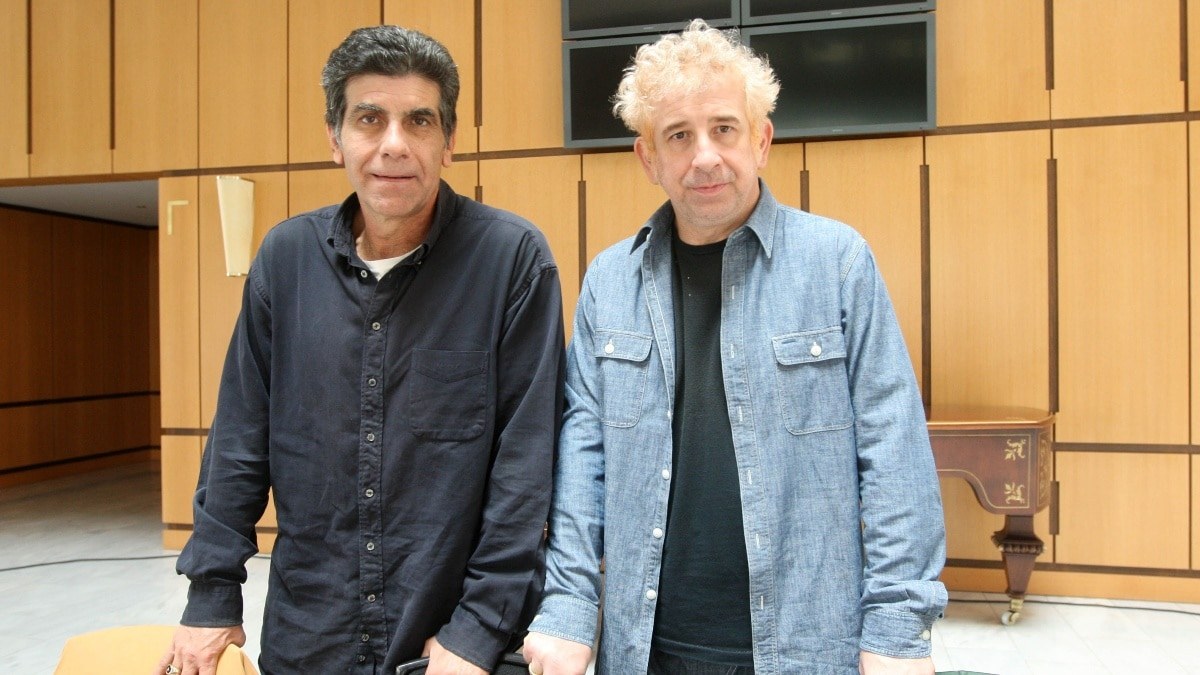 «Βόμβα» από Γιάννη Μπέζο: «Συναντήθηκα προχθές με τον Πέτρο Φιλιππίδη»