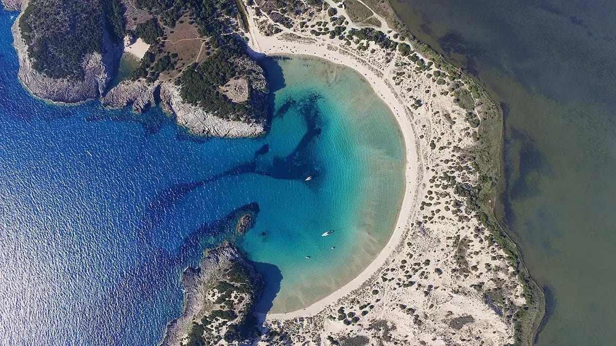 Μαζική απόβαση Χολιγουντιανών αστέρων στη Μεσσηνία – Τι ετοιμάζουν;