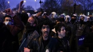 Ένταση στην Τουρκία μετά τη σύλληψη Ιμάμογλου – Επεισόδια στην Κωνσταντινούπολη