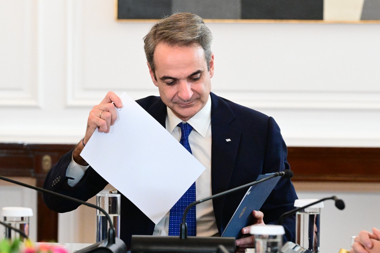 Τα μηνύματα του ανασχηματισμού: Οι 3+1 βασικοί που έμειναν εκτός κυβέρνησης και οι επιδιώξεις Μητσοτάκη