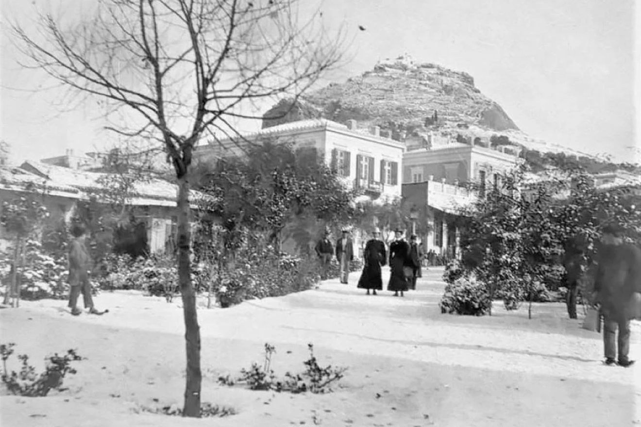 Κουίζ για την παλιά Αθήνα: Μπορείς να αναγνωρίσεις τη συνοικία της φωτογραφίας;