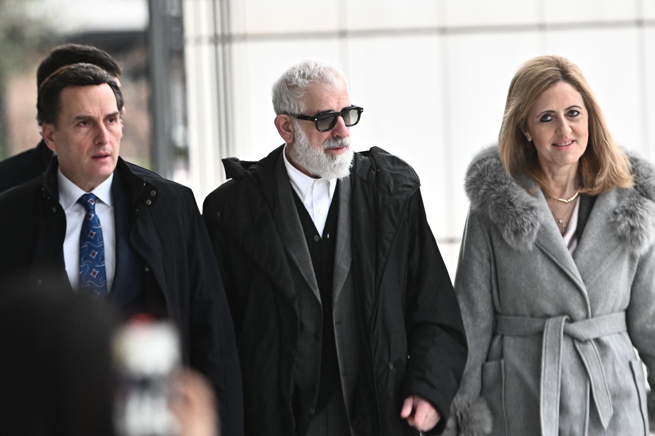 Ο Μιχάλης Δημητρακόπουλος επιτέθηκε στη δεύτερη καταγγέλλουσα του Πέτρου Φιλιππίδη: «Προκαλεί γέλιο…»