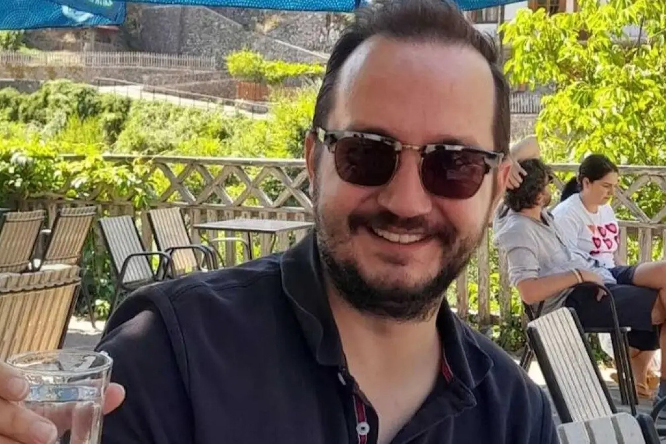 Ανοίγουν στόματα για τον Βασίλη Καλογήρου: «Λίγο πριν φύγει φιλιθήκαμε, αγκαλιαστήκαμε και μας είπε…»