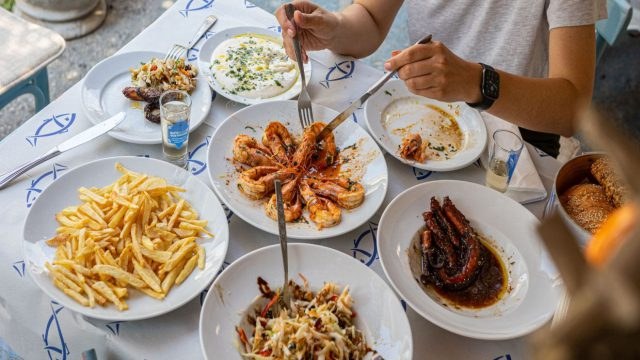 Καθαρά Δευτέρα: Τα 4 τρομερά στέκια στην Αθήνα για να απολαύσεις νόστιμα θαλασσινά