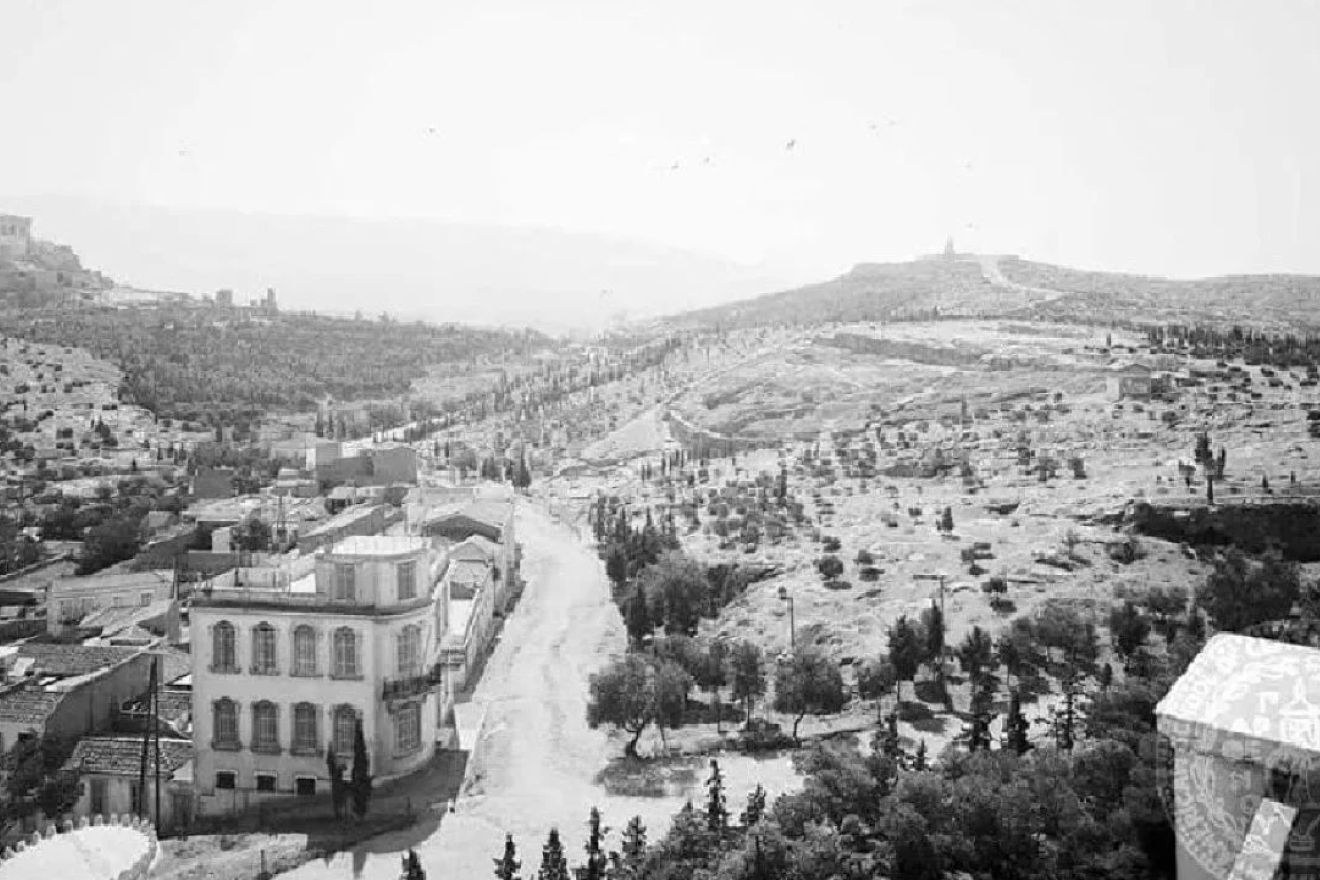 Κουίζ για την παλιά Αθήνα: Μπορείς να αναγνωρίσεις τη συνοικία της φωτογραφίας;