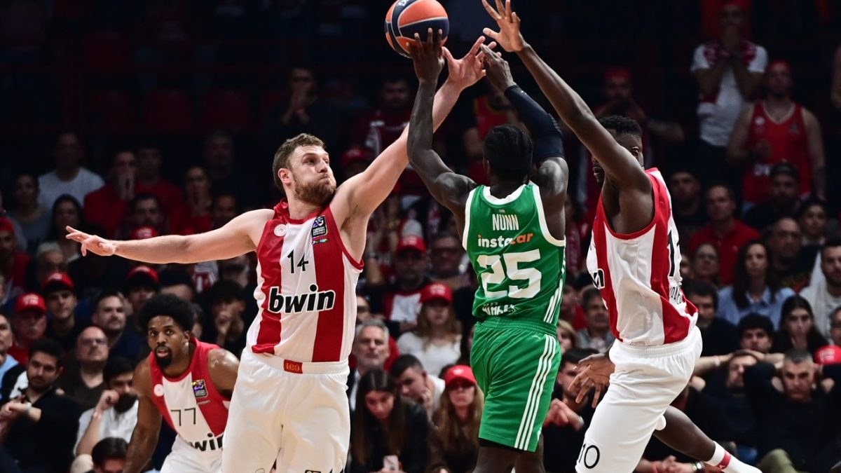 Ολυμπιακός – Παναθηναϊκός 76-74: «Ερυθρόλευκη» νίκη με θρίλερ στο φινάλε