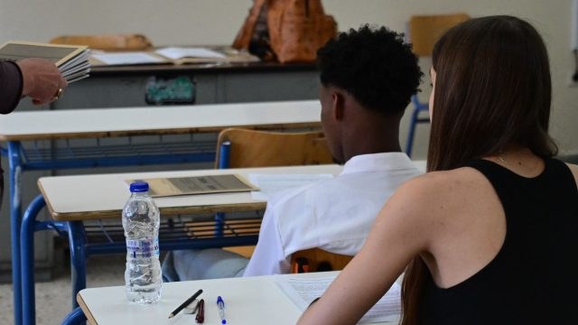 Πανελλήνιες: Ανακοινώθηκαν οι Συντελεστές Ελάχιστης Βάσης Εισαγωγής για το 2026