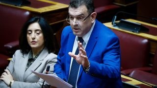 Νικόλαος Παπαδόπουλος: Ποιος είναι ο βουλευτής του κόμματος «ΝΙΚΗ» που… μπούκαρε στην Εθνική Πινακοθήκη