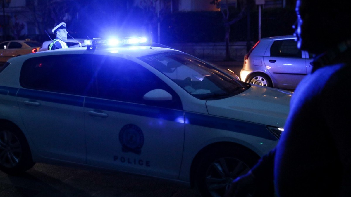 Συνέλαβαν 25χρονο από τις ΗΠΑ για εισαγωγή κάνναβης: Αναζητείται ο 30χρονος συνεργός του