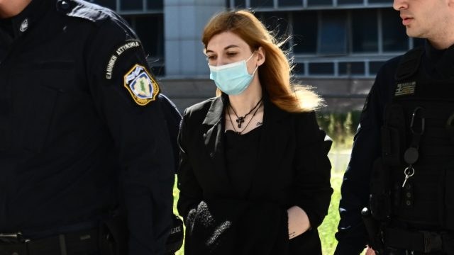 Κόλαφος η εισαγγελέας για τη Ρούλα Πισπιρίγκου: «Τα κοριτσάκια γίνονται άμοιρες Ιφιγένειες για να ζει σε ένα επίπλαστο γάμο»