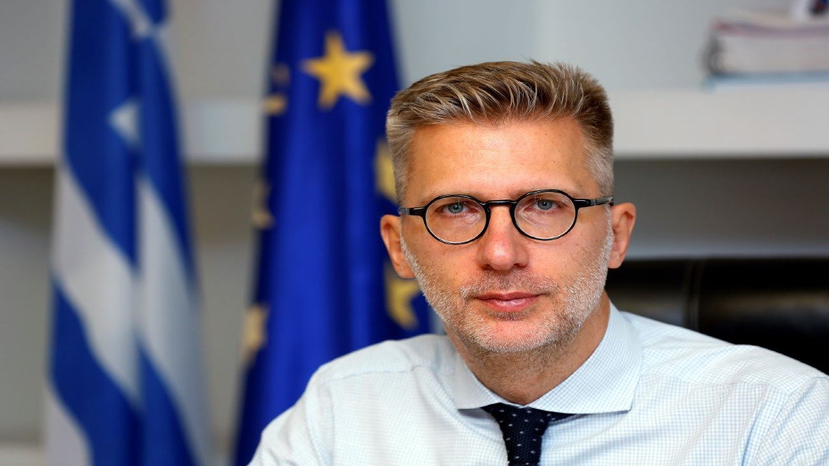 Σε τροχιά ανάπτυξης η Ελλάδα σύμφωνα με τον Σκέρτσο – «Σε σταθερή πορεία προόδου η χώρα από το 2019»