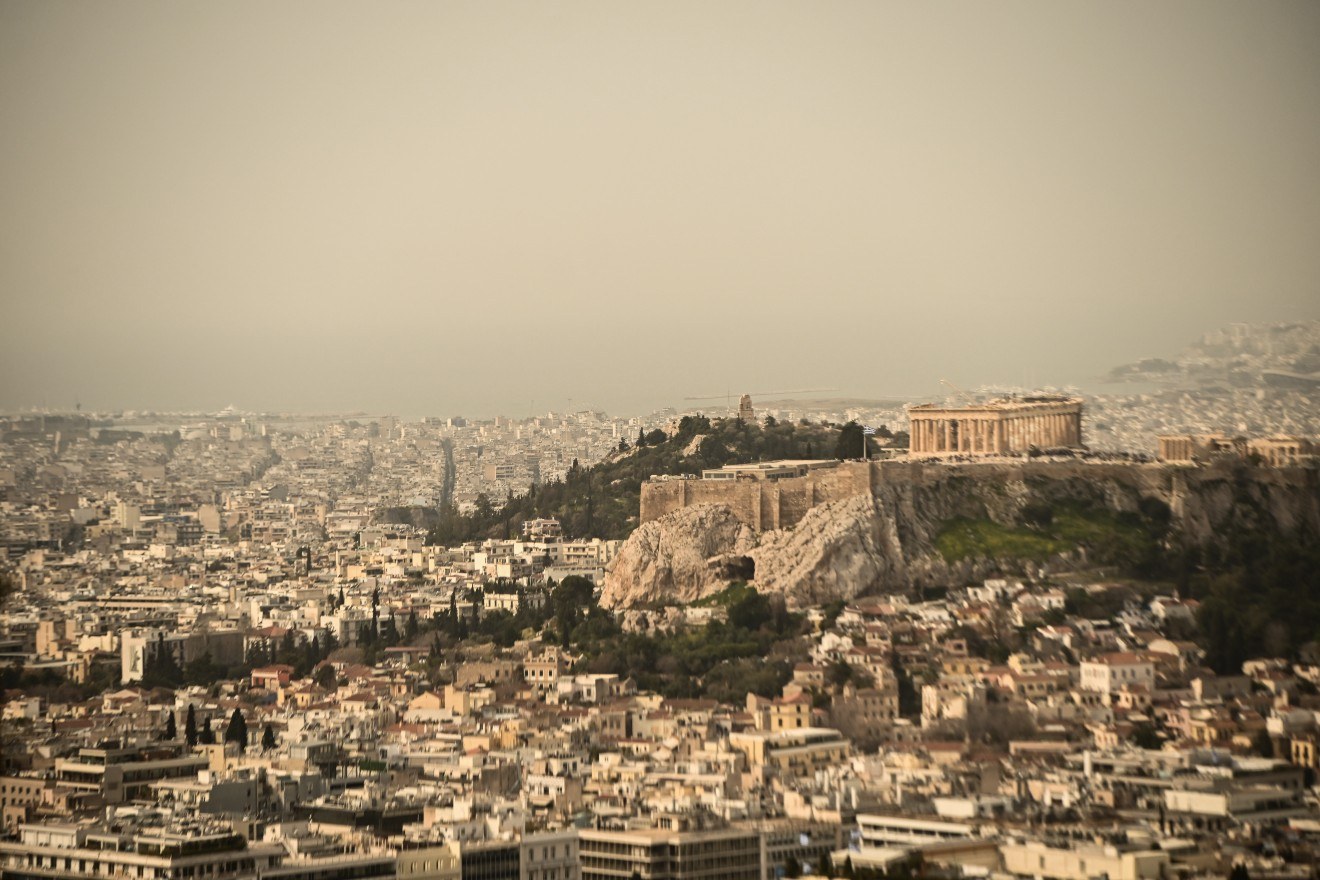 Αφρικανική σκόνη: Ποιοι κινδυνεύουν από το αποπνικτικό φαινόμενο – Οι τρόποι που μπορούμε να προφυλαχθούμε