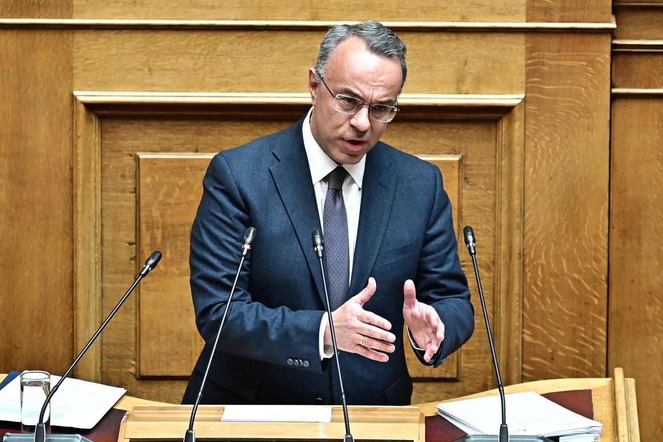 Σταϊκούρας σε άλλον πλανήτη: «Ναι, εγώ μετακινούμαι με τα τρένα – Κινούμαστε στη σωστή κατεύθυνση»