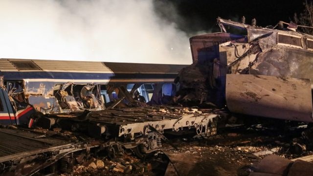 Τέμπη: Κατατέθηκε η πρόταση δυσπιστίας κατά της κυβέρνησης