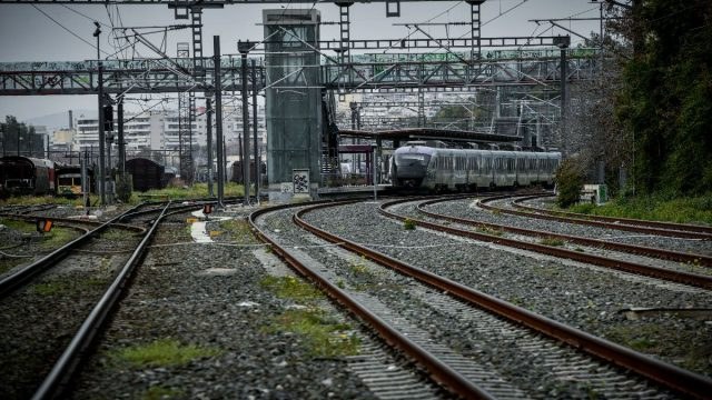 Απεργία σήμερα 30 Οκτωβρίου: «Παραλύει» η χώρα – Ποια μέσα μεταφοράς τραβούν «χειρόφρενο»
