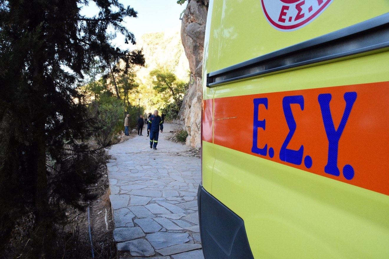 Νέο τραγικό τροχαίο δυστύχημα στο Ρέντη: Φορτηγό προσέκρουσε σε καρότσα άλλου φορτηγού και ο οδηγός σκοτώθηκε!