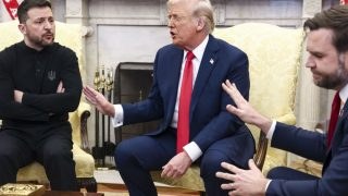 Συνάντηση… θεάτρου σκιών ανάμεσα σε Τραμπ και Ζελένσκι: Η επόμενη ημέρα μετά την επεισοδιακή απομάκρυνση του Ουκρανού προέδρου και η στάση της Ευρώπης