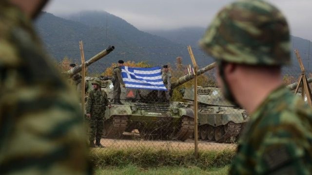 Ανατροπές στις Ένοπλες Δυνάμεις: Κλείσιμο στρατοπέδων και νέοι μισθοί