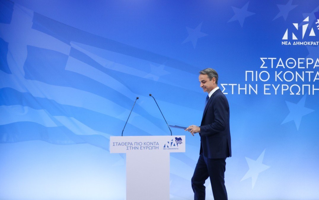 Η χείρα βοηθείας της ΝΔ στον Καραμανλή, ο Χαρίτσης και το blackout στην Ιβηρική