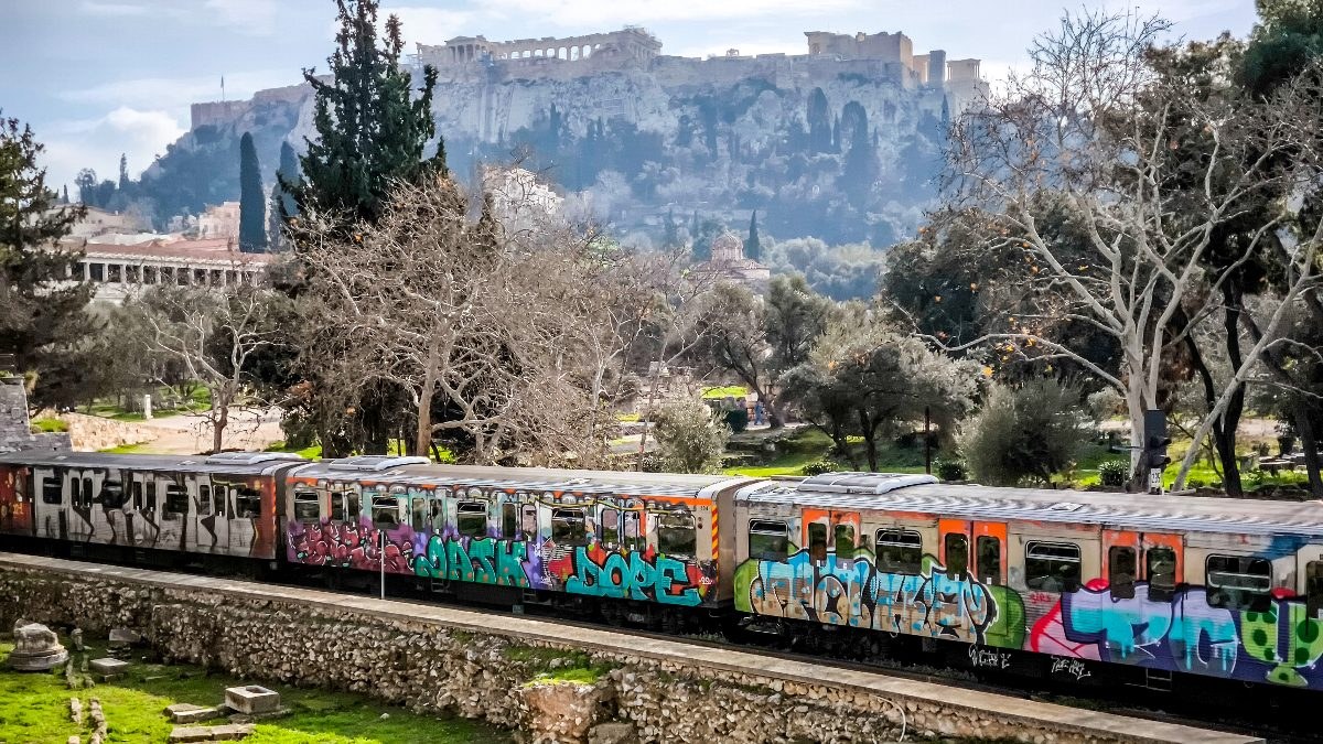 Θρίλερ στον Ηλεκτρικό: Οδηγός συρμού λιποθύμησε λόγω μη λειτουργίας του κλιματισμού – Δραματικές οι καταγγελίες