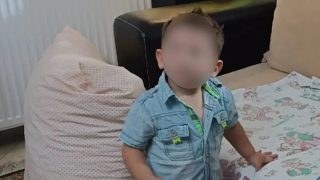 Εξελίξεις μετά το θάνατο του 3χρονου Άγγελου: Ένταλμα σύλληψης για τον πατέρα του