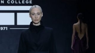 Κιάρα Μαρκέζη: Όλα τα βλέμματα έπεσαν στην εγγονή του Άκη Τσοχατζόπουλου στην 36η Athens Fashion Week
