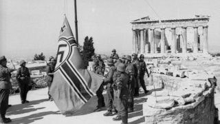 Η μέρα όπου ξεκίνησε οριστικά η Κατοχή των Ναζί: Όταν τα γερμανικά στρατεύματα μπήκαν στην Αθήνα