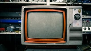 Νούμερα τηλεθέασης 27/4: Χαμηλές πτήσεις στους πίνακες και μια έκπληξη στην πρωινή ζώνη