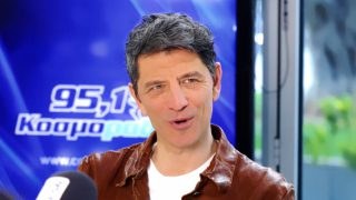 Ο Σάκης Ρουβάς όπως ποτέ δεν τον γνωρίσαμε: «Ήθελα να είμαι νούμερο 1, όλο αυτό ήταν λάθος»