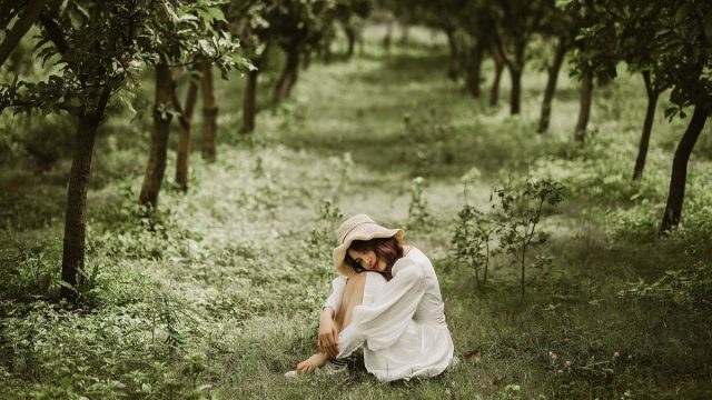 Σε απατάει ο σύντροφός σου; 10 συμβουλές για το τι πρέπει να κάνεις