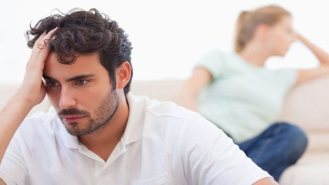 Δεν ενδιαφέρεται στ’ αλήθεια: 10 ενδείξεις ότι δεν σε βλέπει «σοβαρά»