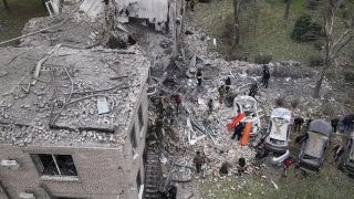 Ο τρόμος στην Ουκρανία συνεχίζεται: Ρωσική επίθεση στο κέντρο του Σούμι με πάνω από 20 νεκρούς